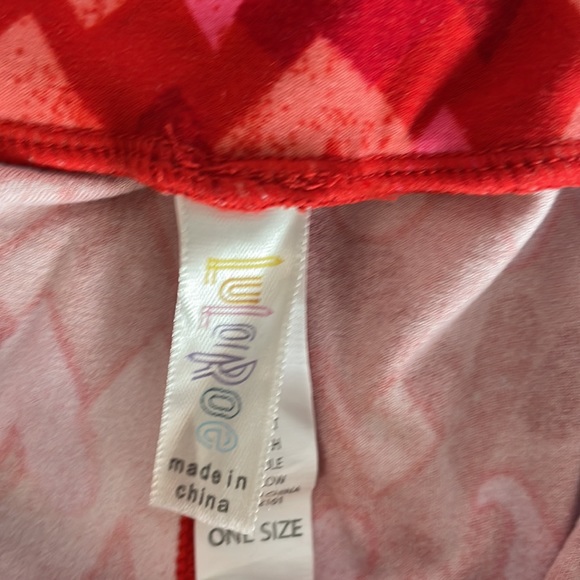 Lularoe red leggings with hearts size: one size - Picture 3 of 7